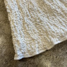 画像4: IVORY COLOR EMBOSS PATTERN DESIGN MERMAID LONG SKIRT / W25~W29 (4)