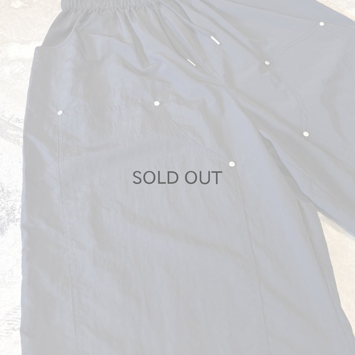 画像5: 【WONDERGROUND】DOUBLE KNEE STYLE WIDE SILHOUETTE NYLON SHORTS / OS (5)