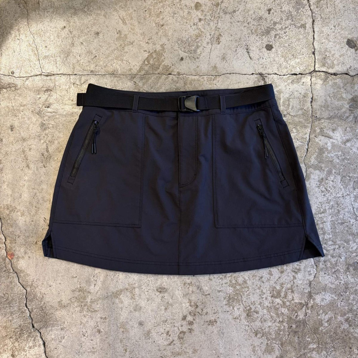 画像1: SPORTY BELT MINI DESIGN SKIRT / FREE~W31 (1)