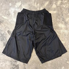 画像1: MULTI DENIM POCKET WIDE NYLON SHORTS / FREE (1)
