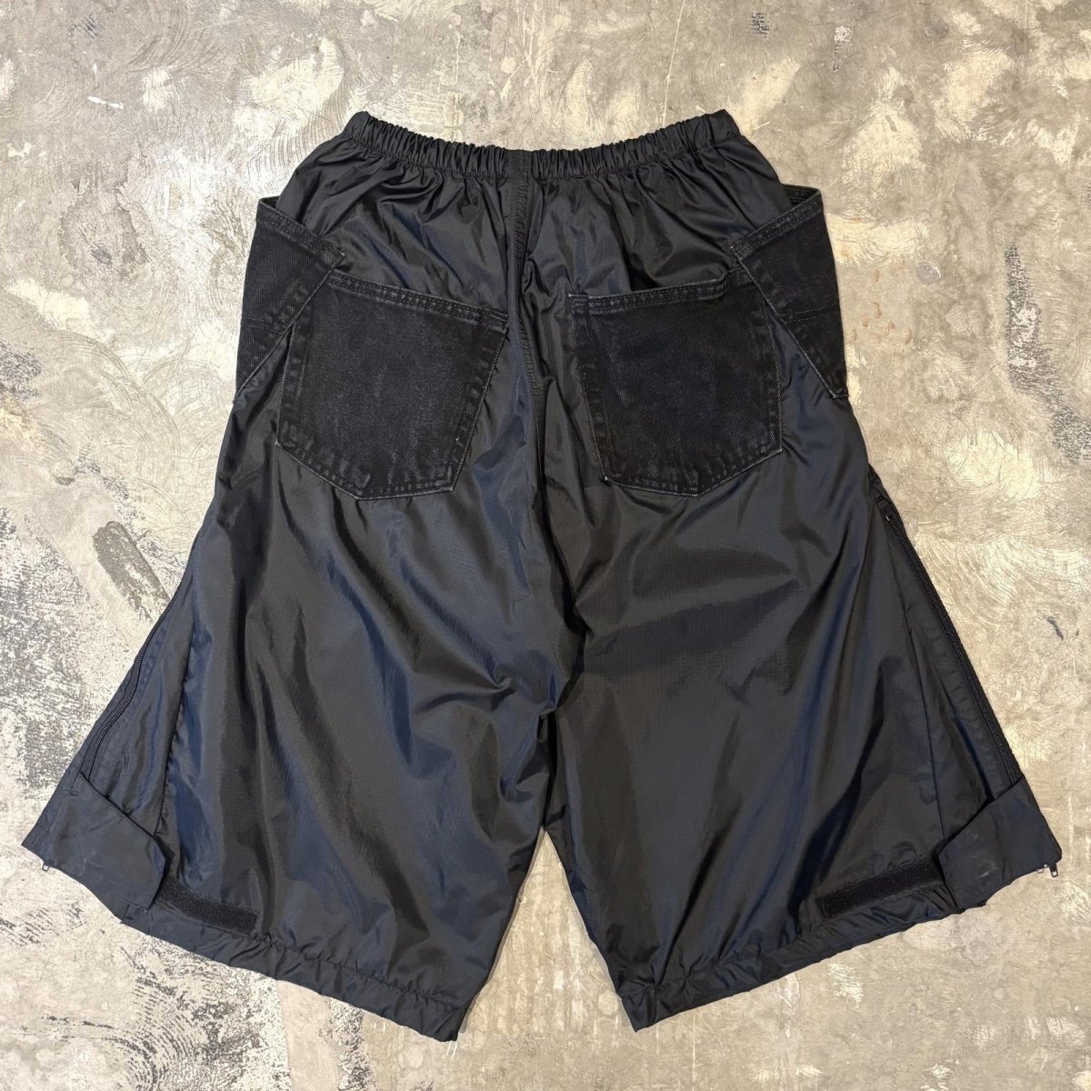 画像2: MULTI DENIM POCKET WIDE NYLON SHORTS / FREE (2)