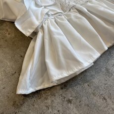画像3: WHITE COLOR FRILL DESIGN BOAT NECK S/S TOPS / Ladies M (3)