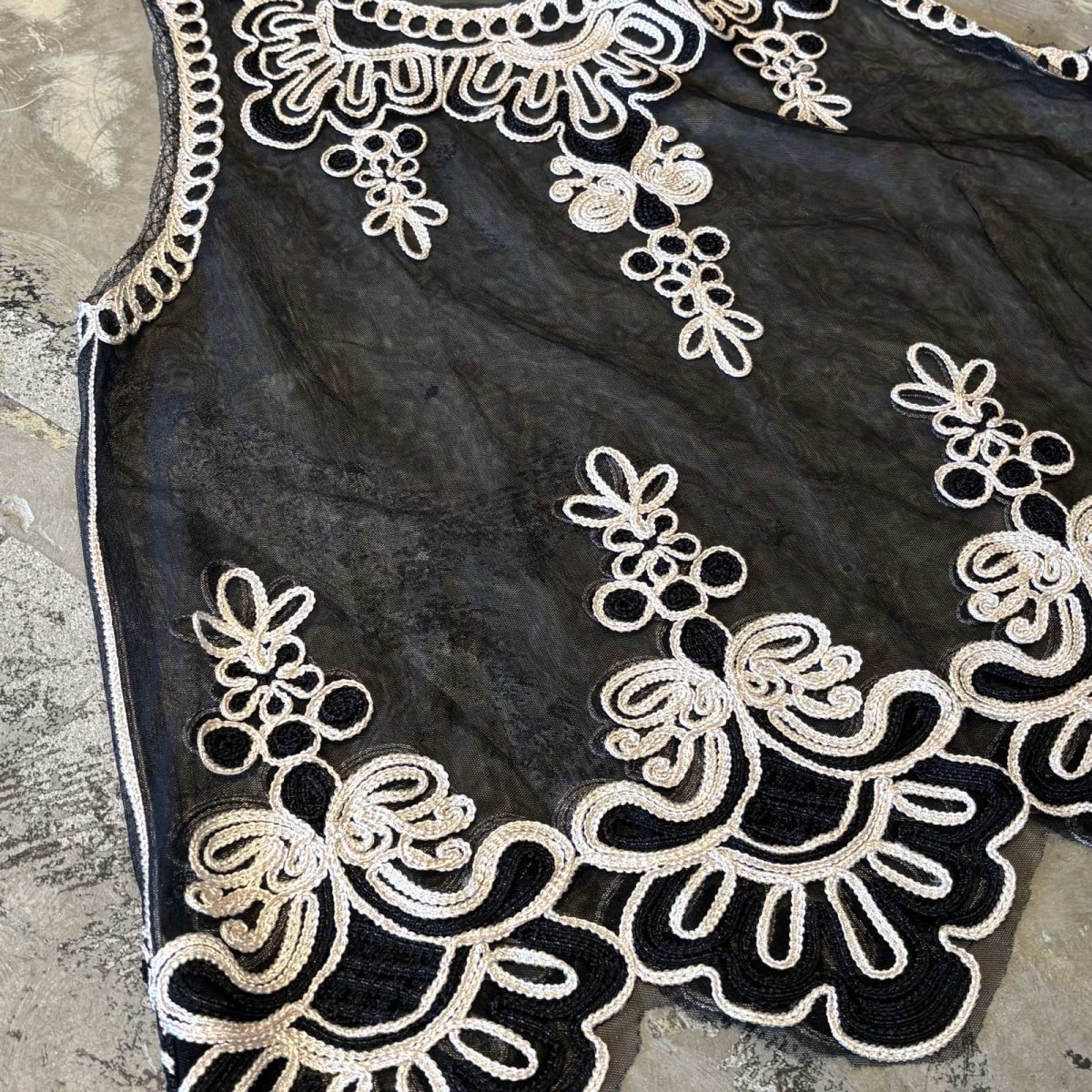 画像5: MONOCHROME LINE ART SHEER VEST / Mens S~M (5)