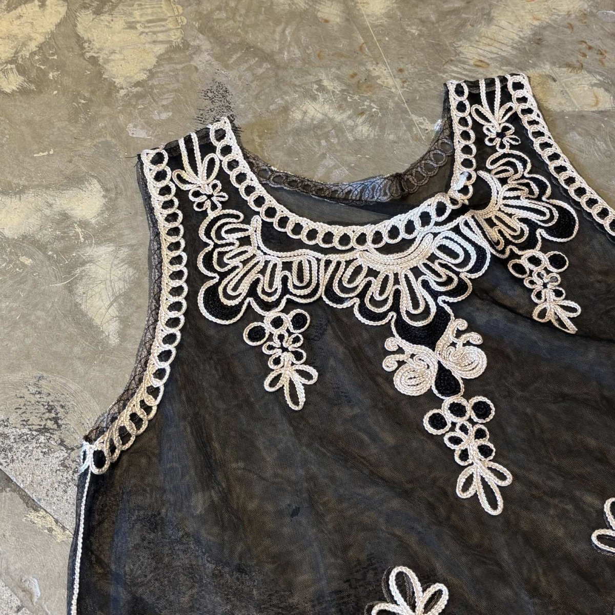画像3: MONOCHROME LINE ART SHEER VEST / Mens S~M (3)