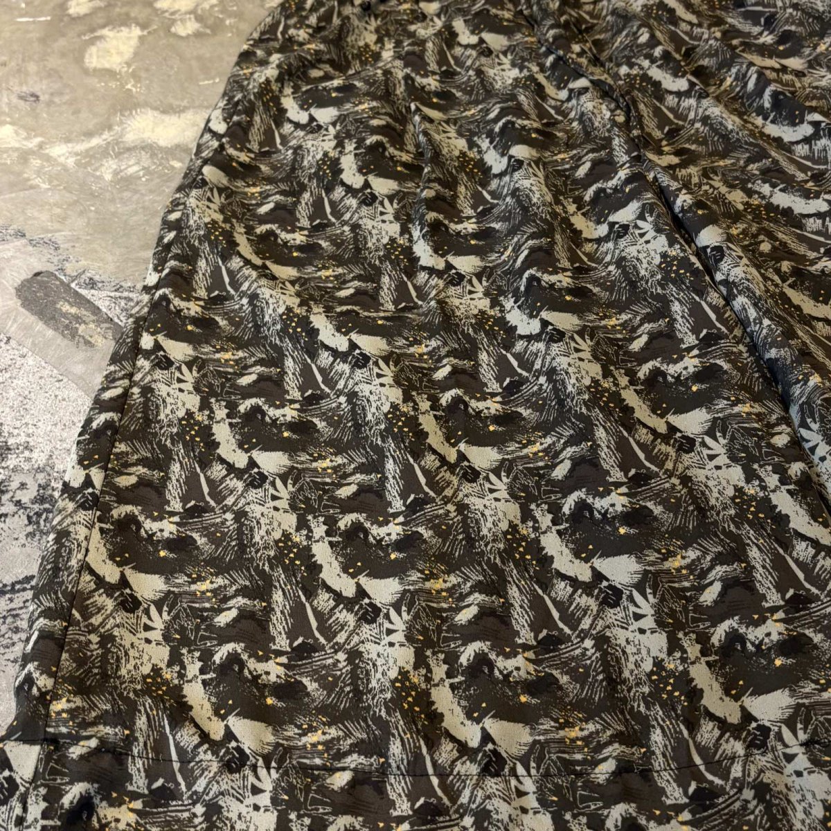 画像7: ALL OVER PATTERN WIDE SILHOUETTE SHORTS / ~W36 (7)