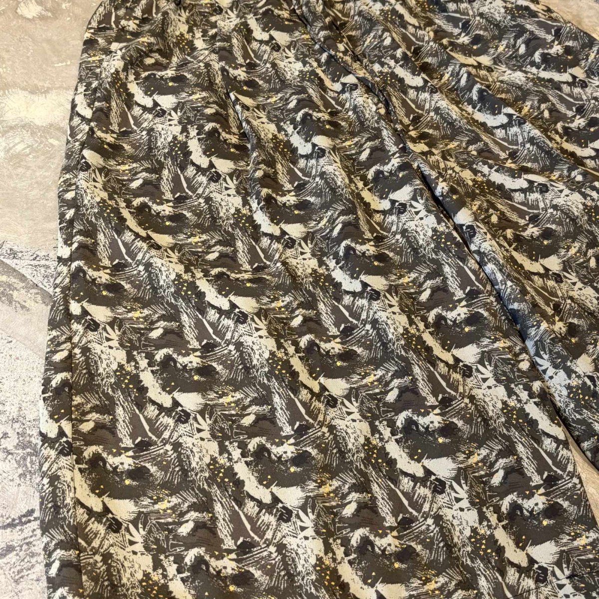 画像5: ALL OVER PATTERN WIDE SILHOUETTE SHORTS / ~W36 (5)