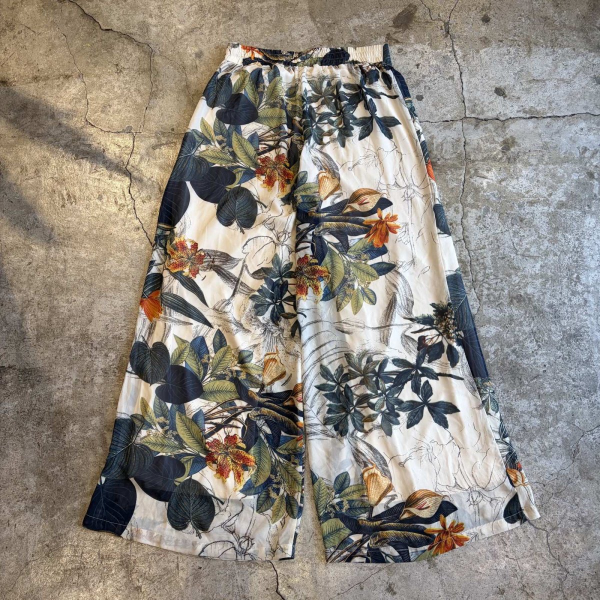 画像2: BOTANICAL ALL OVER PATTERN WIDE PANTS / W28~W35 (2)