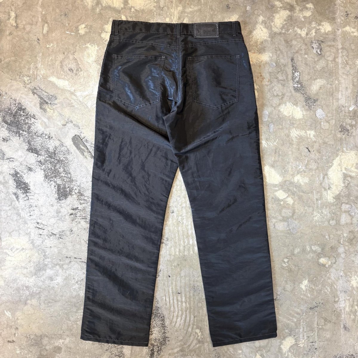 画像2: BLACK COLOR STRAIGHT SILHOUETTE NYLON PANTS / W33 (2)