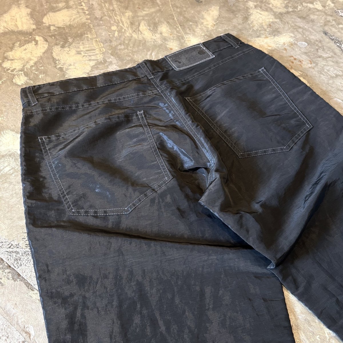 画像9: BLACK COLOR STRAIGHT SILHOUETTE NYLON PANTS / W33 (9)