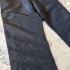 画像5: BLACK COLOR STRAIGHT SILHOUETTE NYLON PANTS / W33 (5)