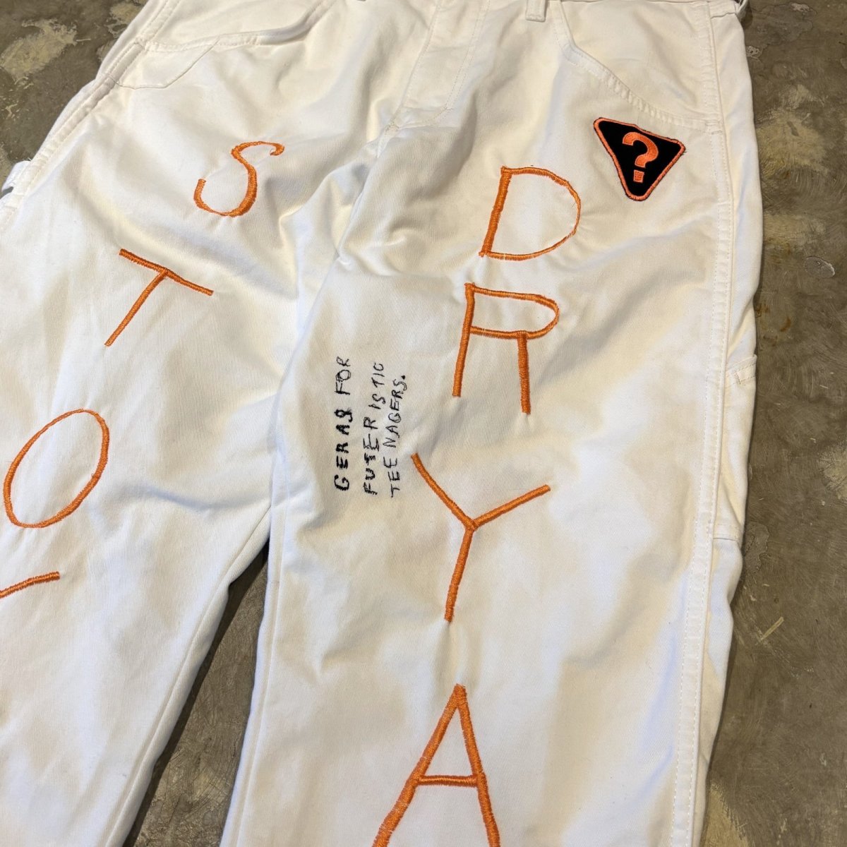 画像4: 【Wiz&Witch】"ONE OFF LIMITED" EMBROIDERY PAINTER PANTS / W32 (4)