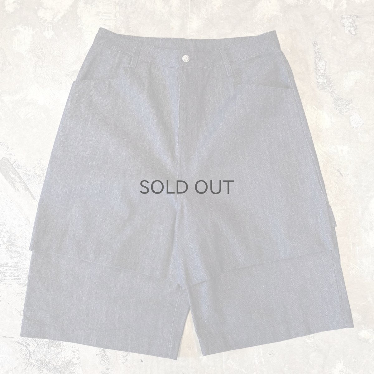 画像1: WIDE SILHOUETTE BLACK DENIM PAINTER SHORTS / W33 (1)