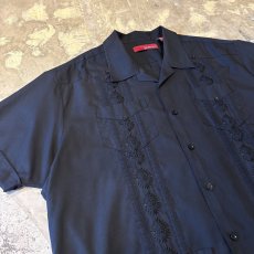 画像3: "LONDON CALLING" BACK EMBROIDERY S/S CUBA SHIRT / Mens XL (3)