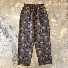 画像1: ALL OVER PATTERN STRAIGHT SILHOUETTE PANTS / FREE (1)