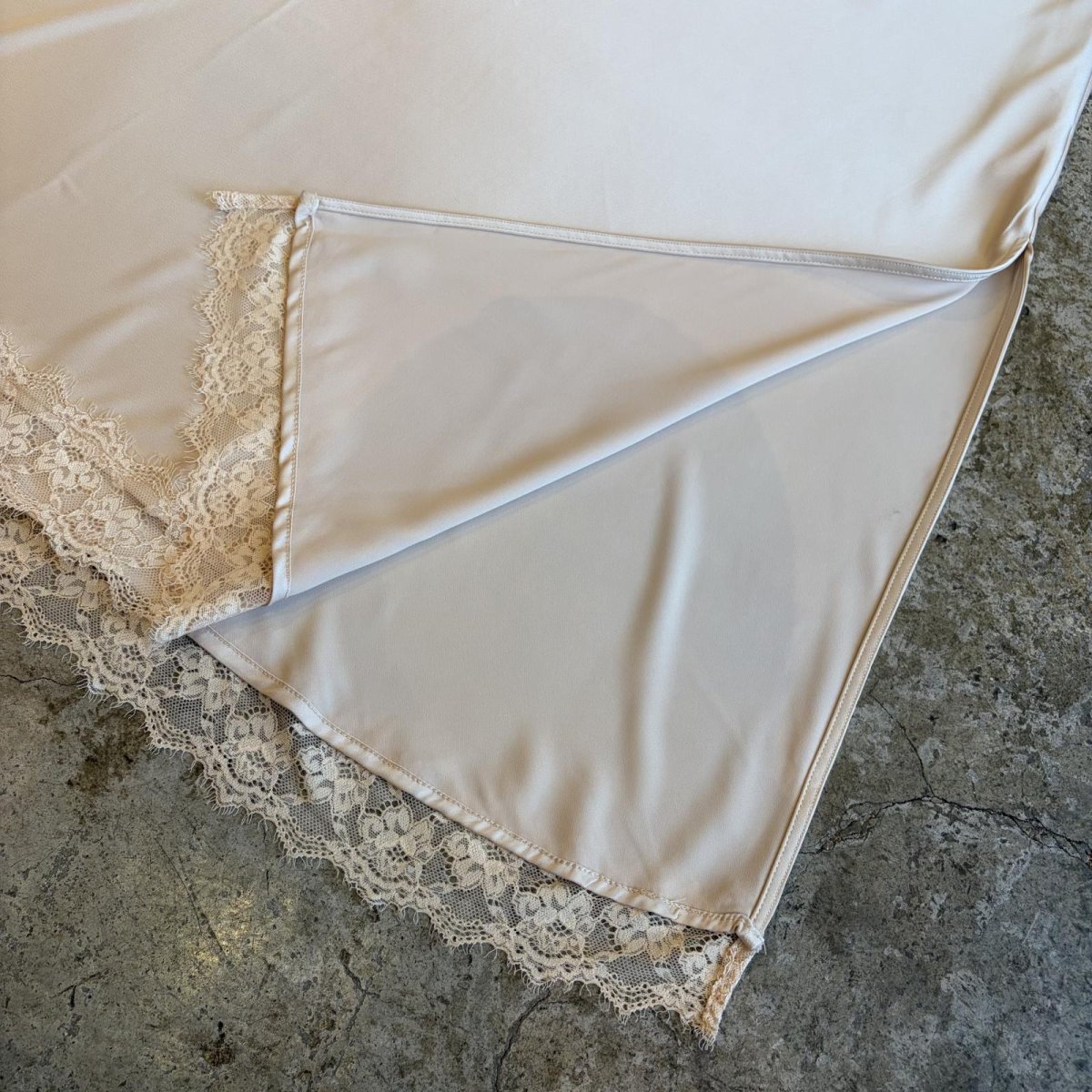 画像5: HEM LACE LINGERIE DESIGN SLIT LONG SKIRT / W30~W39 (5)