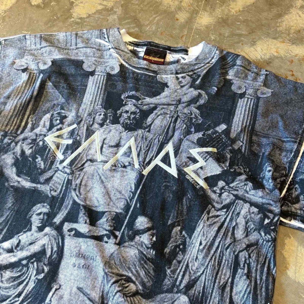 画像4: ALL OVER ART PRINTED S/S TEE / Mens L / MADE IN GREECE (4)