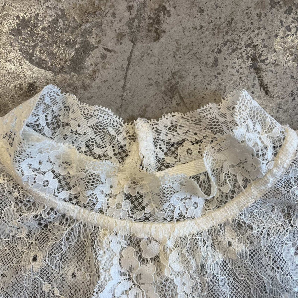 画像9: ALL OVER LACE PATTERN HALF NECE DESIGN L/S TOPS / Ladies M (9)