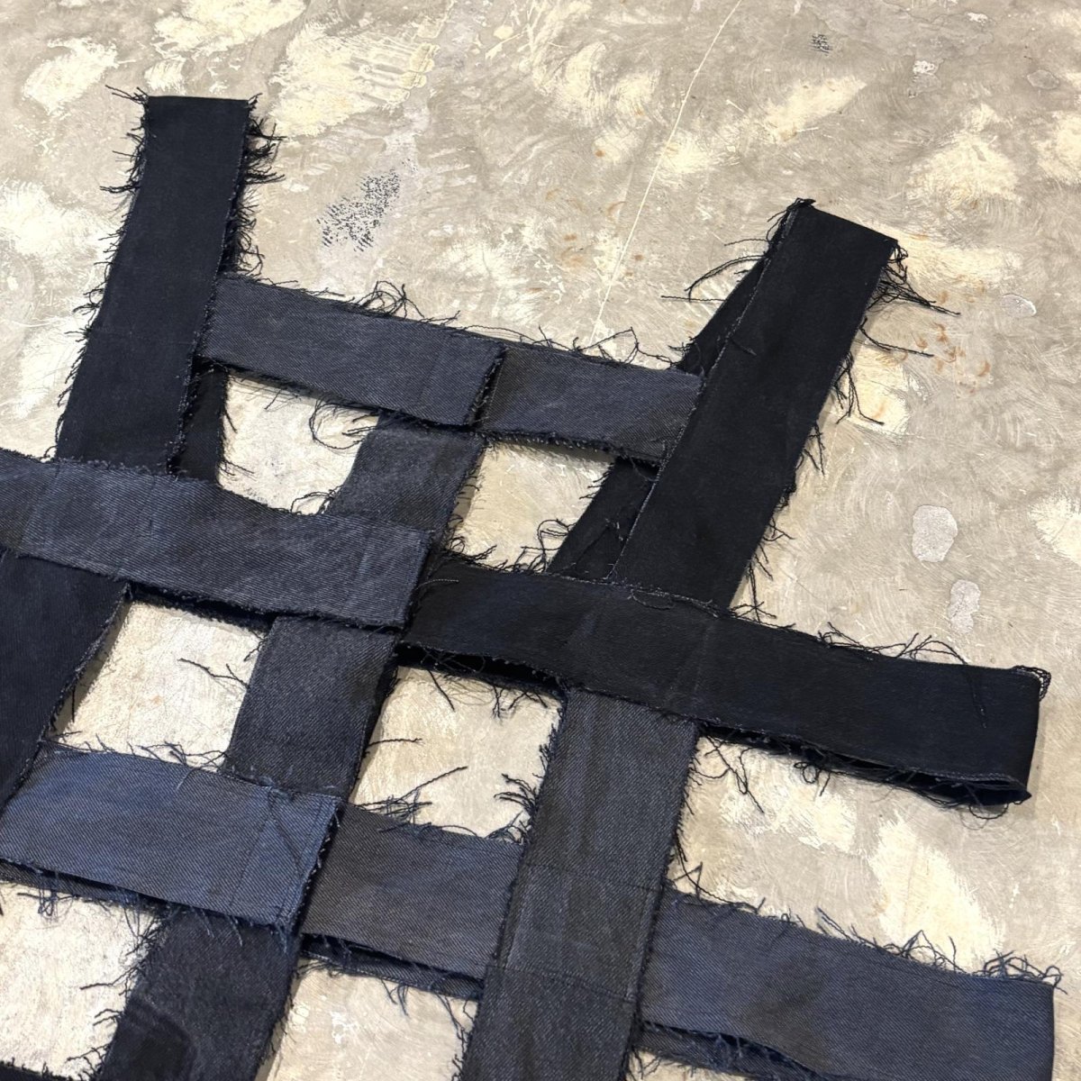 画像4: 【Wiz&Witch】"WEIRD" BONDAGE DENIM VEST / BLACK / OS (4)