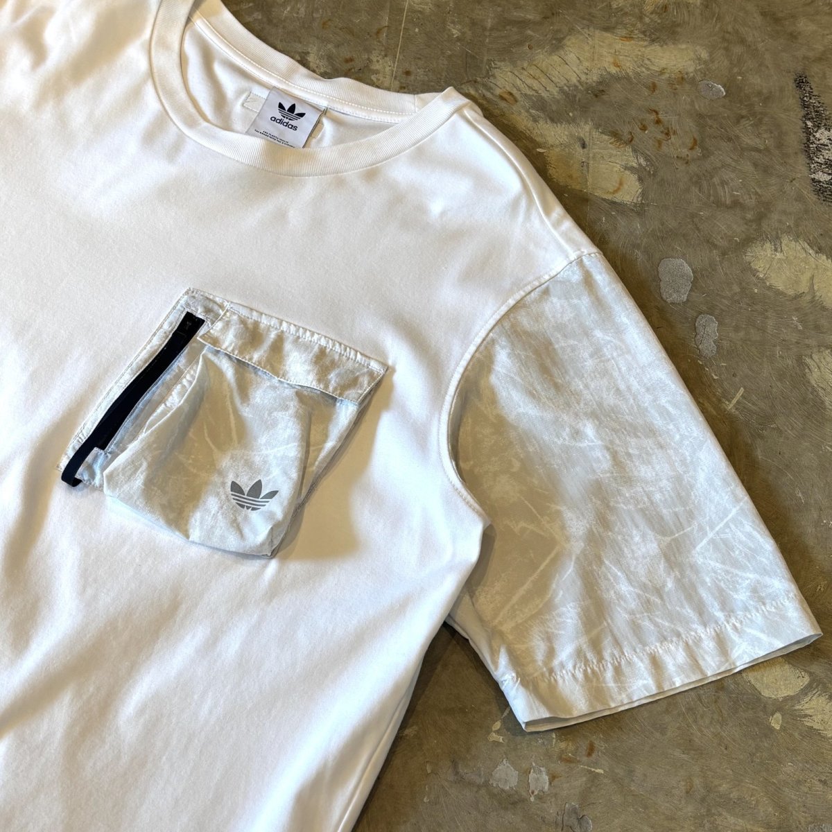 画像10: "adidas" SLEEVE SWITCHED POCKET S/S TEE / Mens M (10)