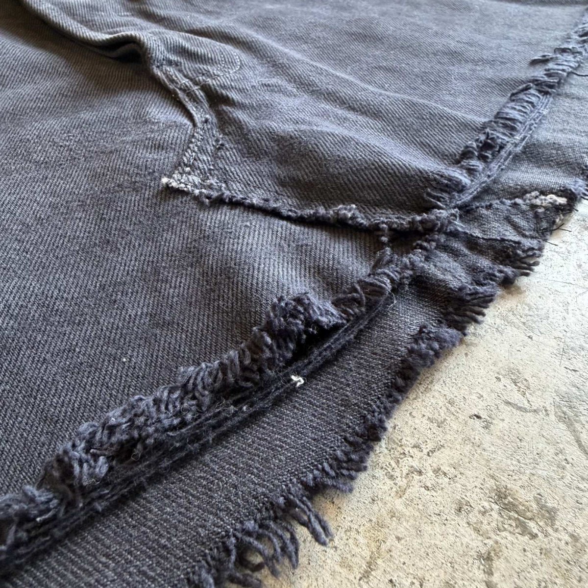 画像10: 【LEVI'S】CUT OFF DESIGN BLACK COLOR SKIRT / W31(W30) (10)