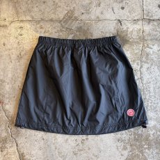 画像2: 【NIKE】DRAW CORD DESIGN BLACK COLOR NYLON SKIRT / FREE~W35(M) (2)
