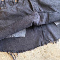 画像7: 【LEVI'S】CUT OFF DESIGN BLACK COLOR SKIRT / W31(W30) (7)