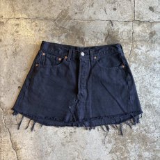画像1: 【LEVI'S】CUT OFF DESIGN BLACK COLOR SKIRT / W31(W30) (1)