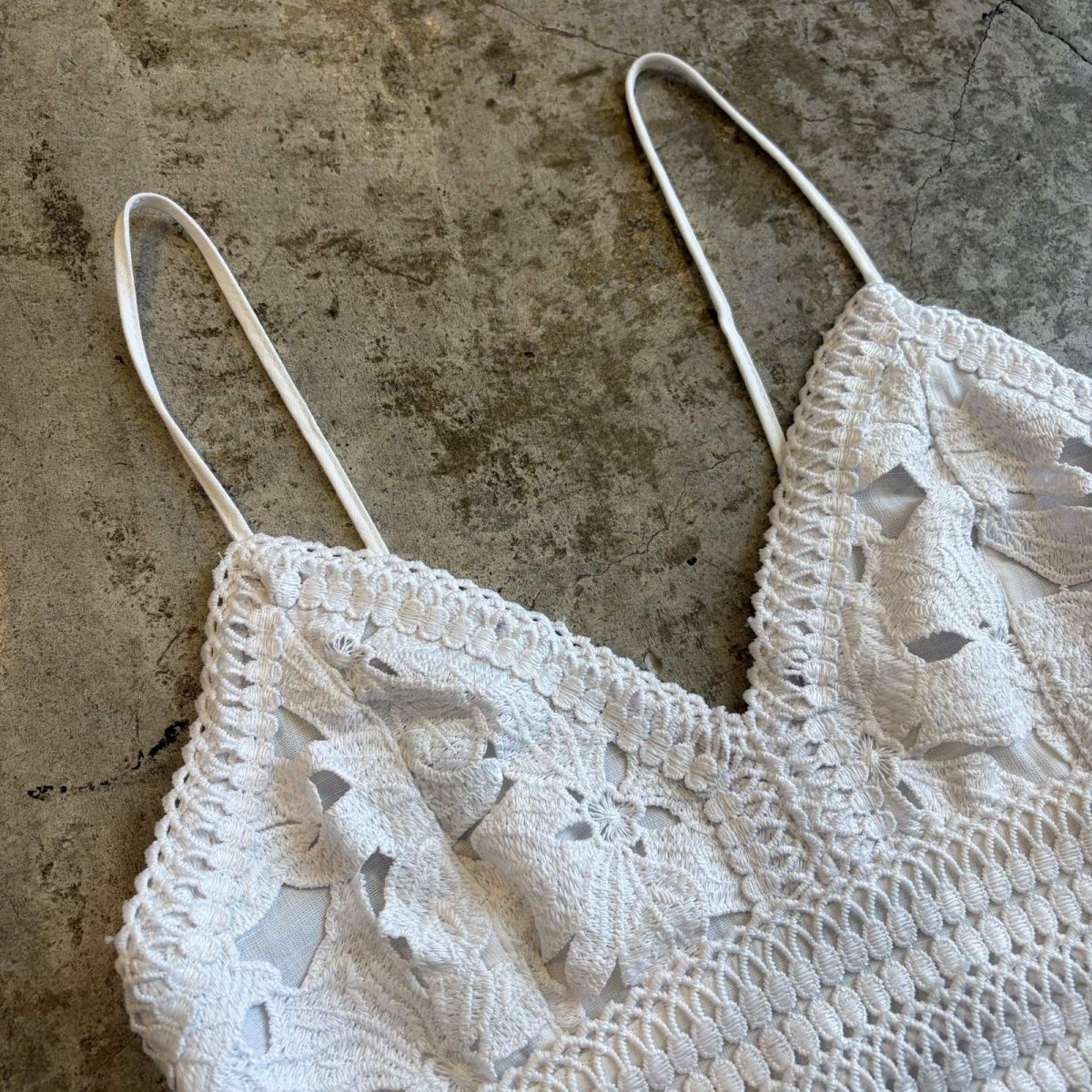 画像3: WHITE COLOR BUSTIER DESIGN LACE CAMISOLE / Ladies S (3)