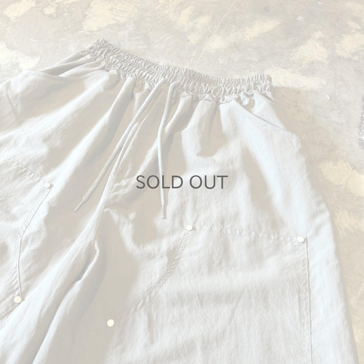画像4: 【WONDERGROUND】DOUBLE KNEE STYLE WIDE SILHOUETTE SHORTS / GREEN / OS (4)