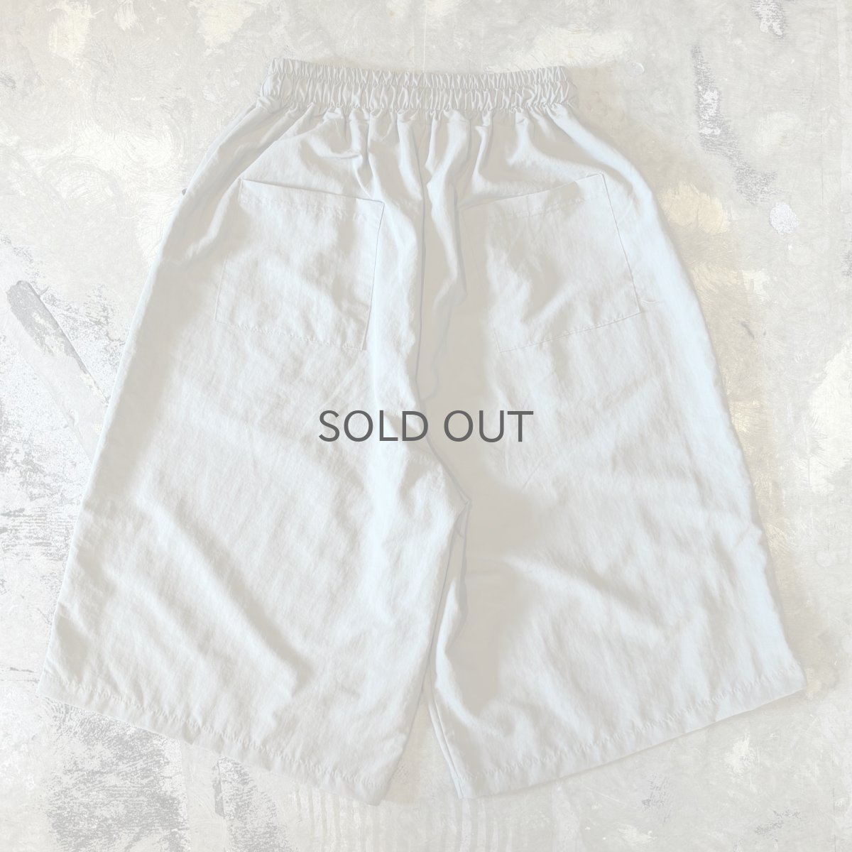 画像2: 【WONDERGROUND】DOUBLE KNEE STYLE WIDE SILHOUETTE SHORTS / GREEN / OS (2)