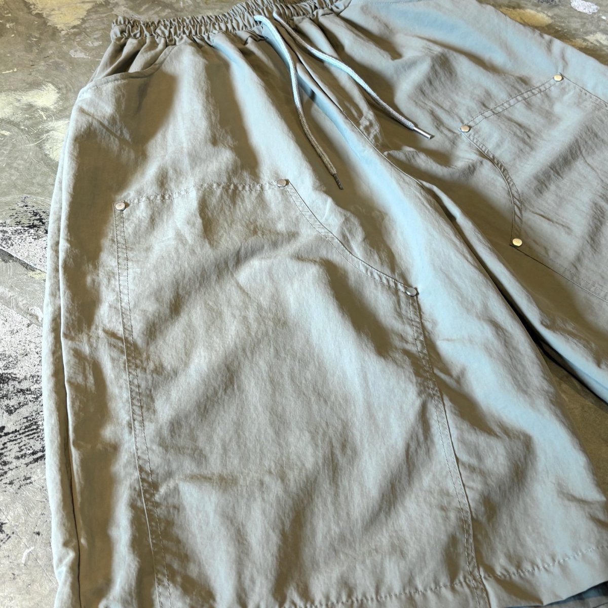 画像5: 【WONDERGROUND】DOUBLE KNEE STYLE WIDE SILHOUETTE SHORTS / GREEN / OS (5)