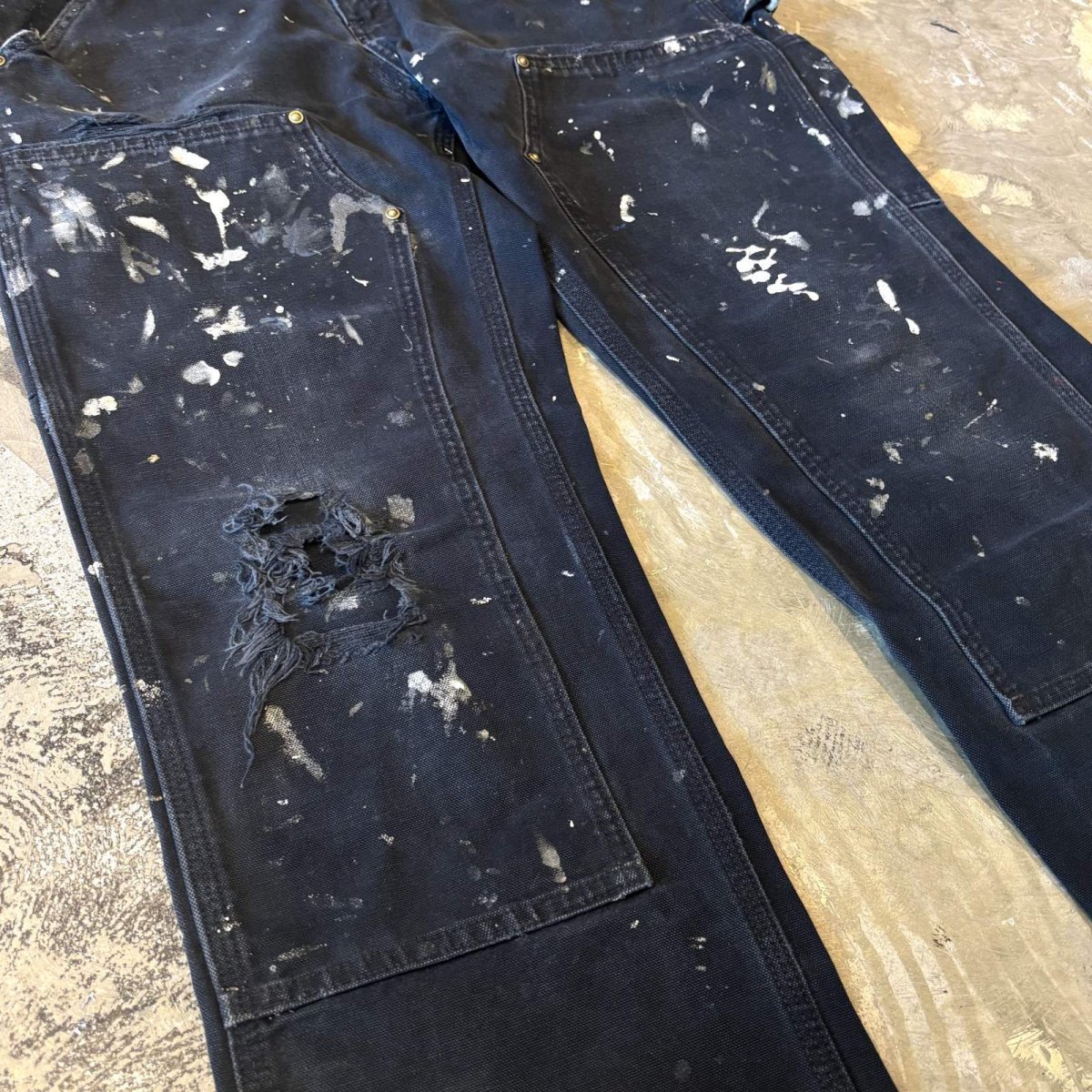 画像5: 【CARHARTT】DAMAGE&PAINT DOUBLE KNEE WORK PANTS / W32 (5)