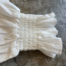 画像8: WHITE COLOR FRILL DESIGN SQUARE NECK TOPS / Ladies M (8)