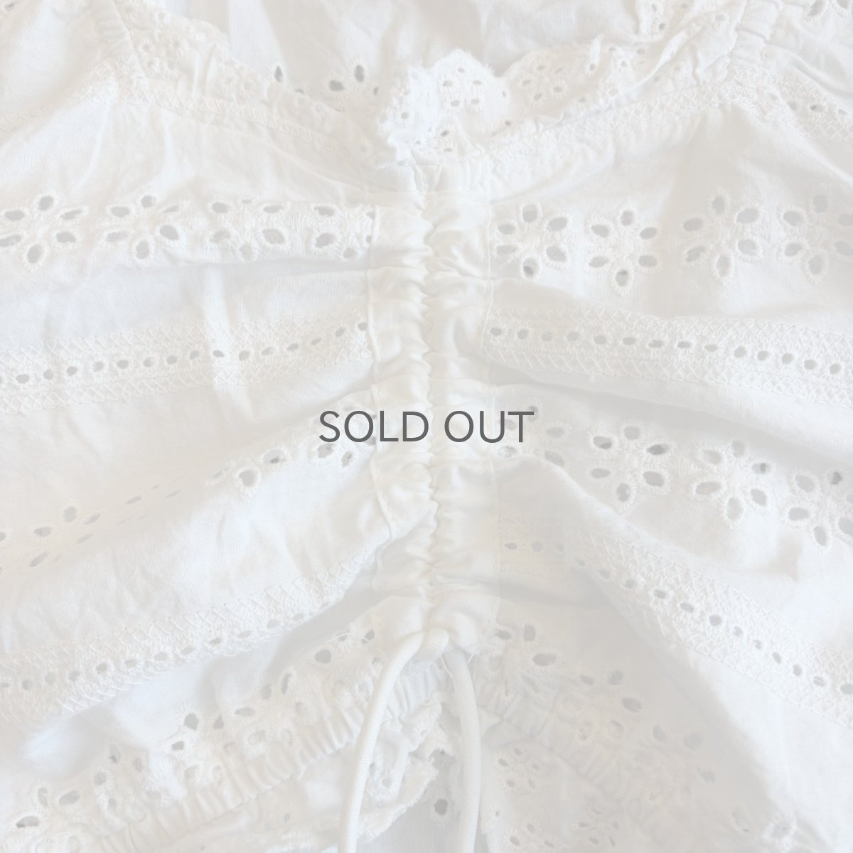 画像5: FRONT GATHER PUNCHING LACE FRILL DESIGN SHORT S/S TOPS / Ladies S (5)