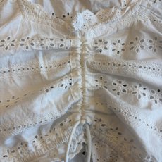 画像5: FRONT GATHER PUNCHING LACE FRILL DESIGN SHORT S/S TOPS / Ladies S (5)