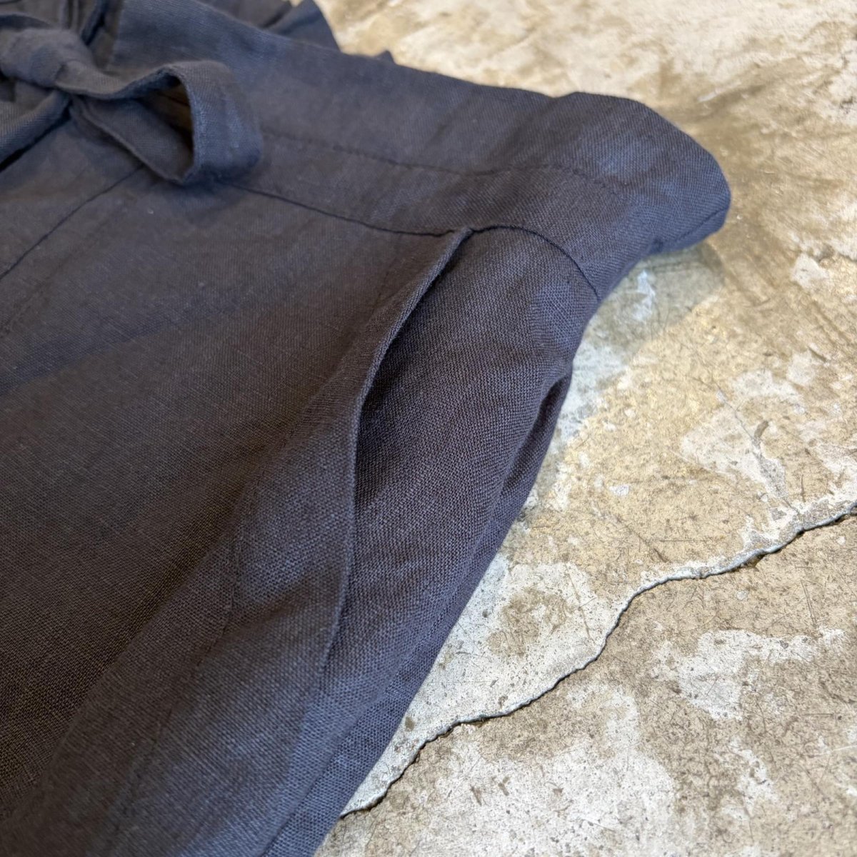 画像8: LAYERED WRAP DESIGN LINEN HALF PANTS / W28~W39 (8)