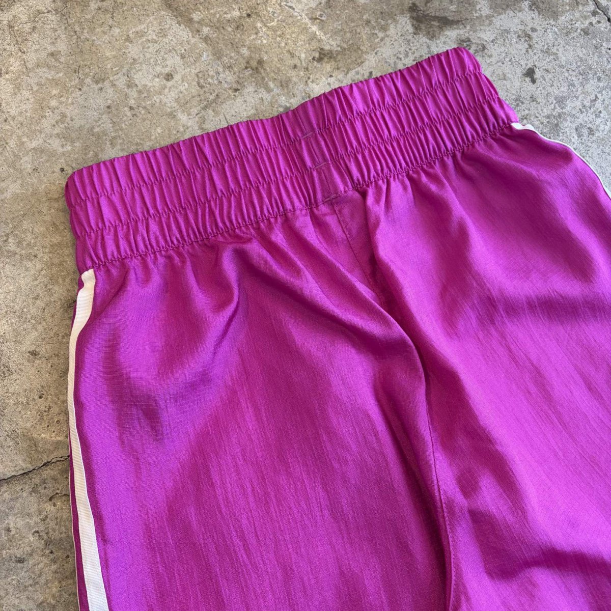画像10: 【adidas】COLOR 2WAY HEM DESIGN TRACK PANTS / W24~W31 (10)