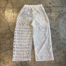 画像2: WHITE COLOR PATCHWORK LACE DESIGN PANTS / W24~W36 (2)
