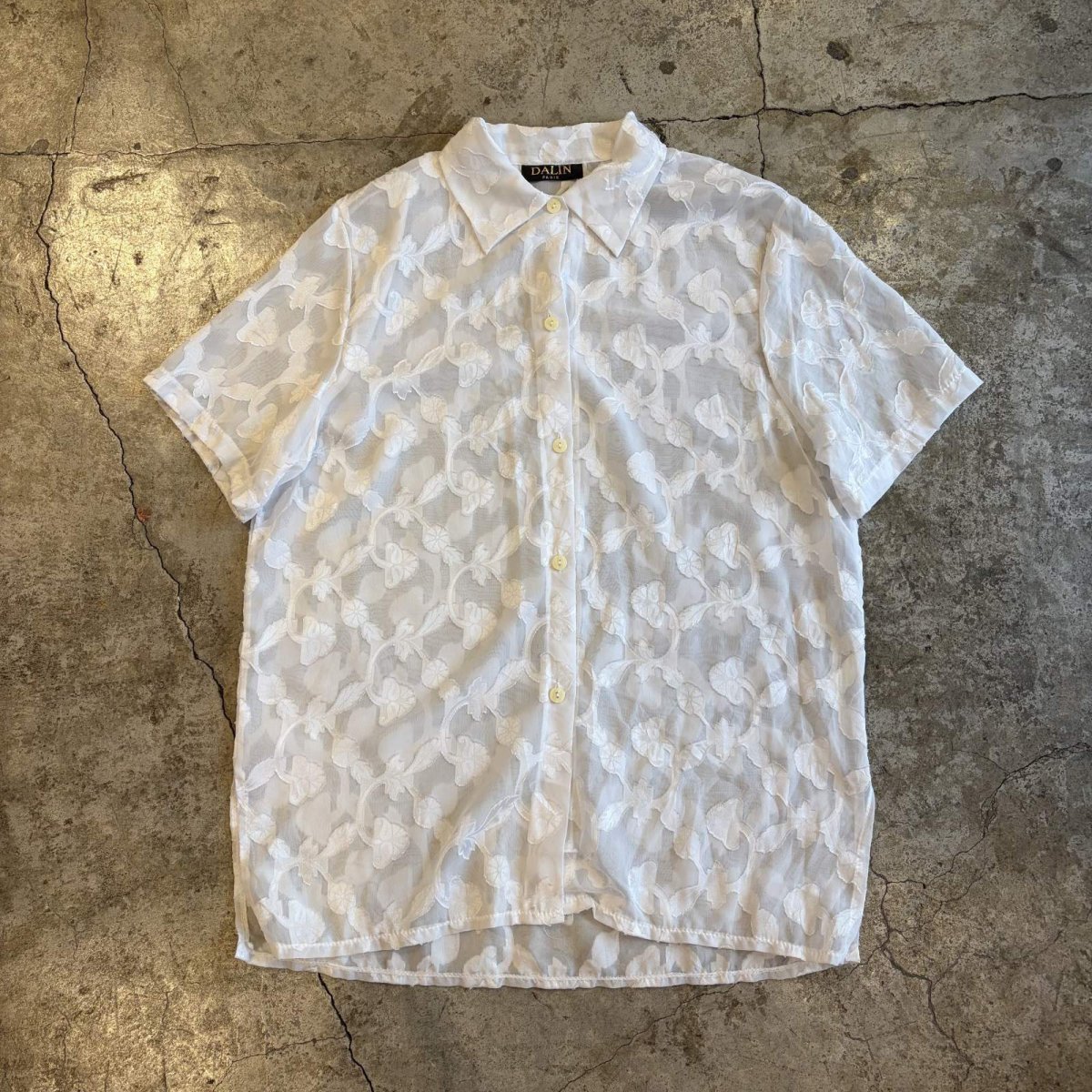 画像1: ALL OVER LEAVES PATTERN DESIGN SHEER S/S SHIRT / Ladies L / MADE IN FRANCE (1)