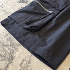 画像8: 【WONDERGROUND】ZIP CARGO POCKET WIDE SILHOUETTE NYLON SHORTS / OS (8)