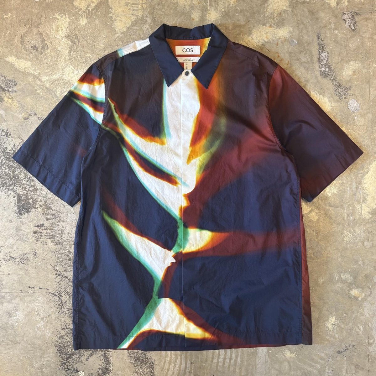 画像1: ALL OVER ARTISTIC PATTERN S/S SHIRT / Mens L (1)