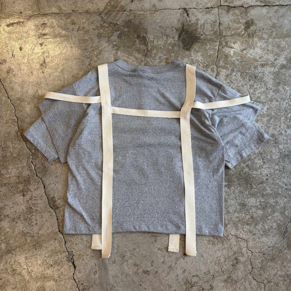 画像2: 【Wiz&Witch】"WEIRD" BONDAGE VTG TEE / OS (2)