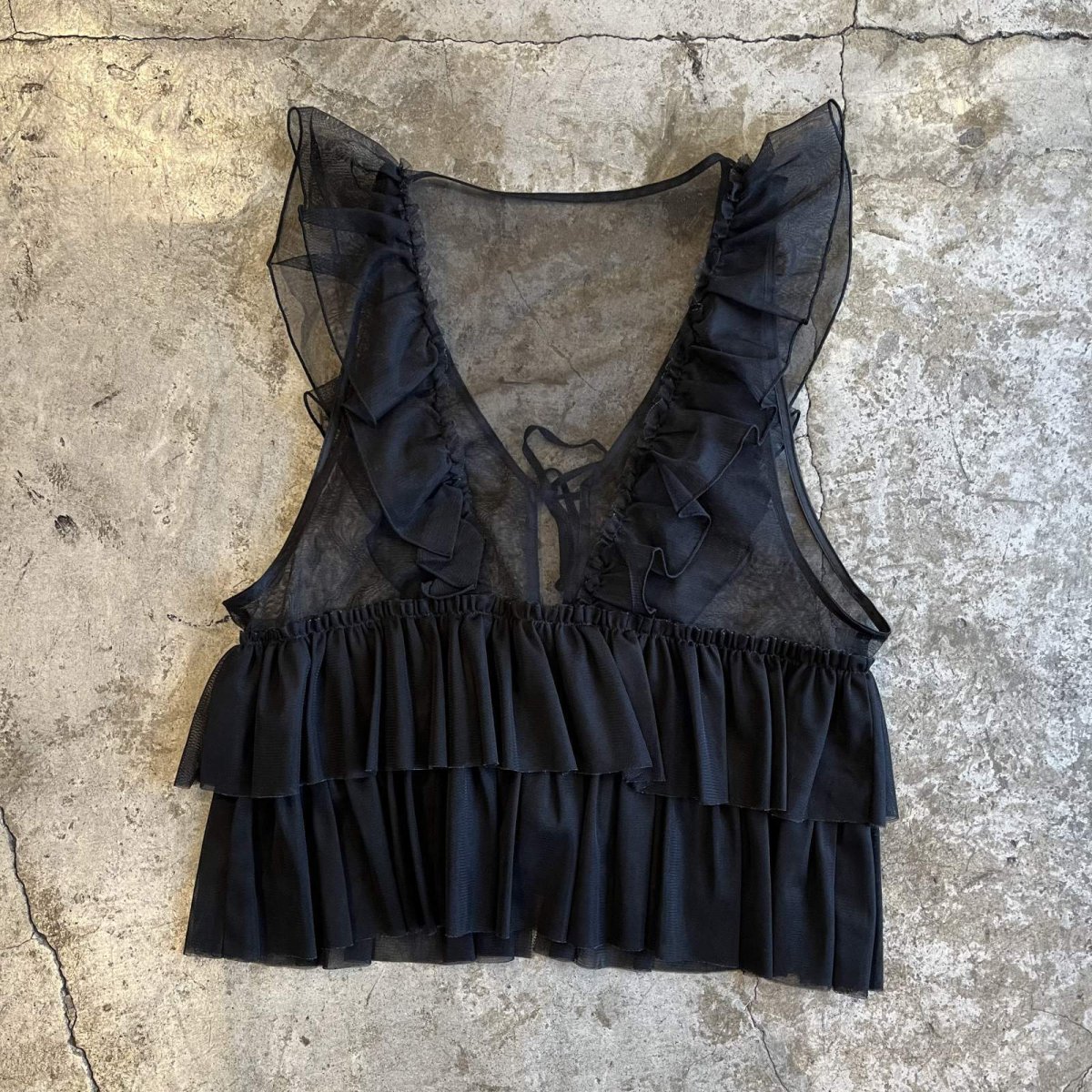 画像2: FRILL LINE TIERED DESIGN TULLE VEST / Ladies M (2)