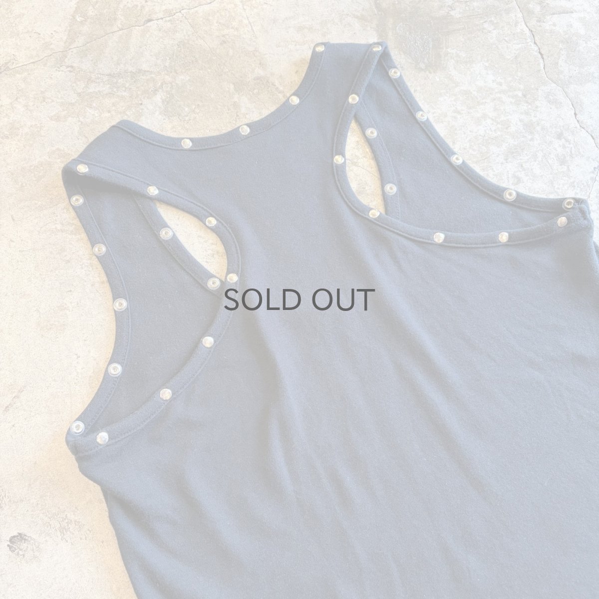 画像7: BLACK COLOR STUDS DESIGN N/S TOPS / Ladies M (7)