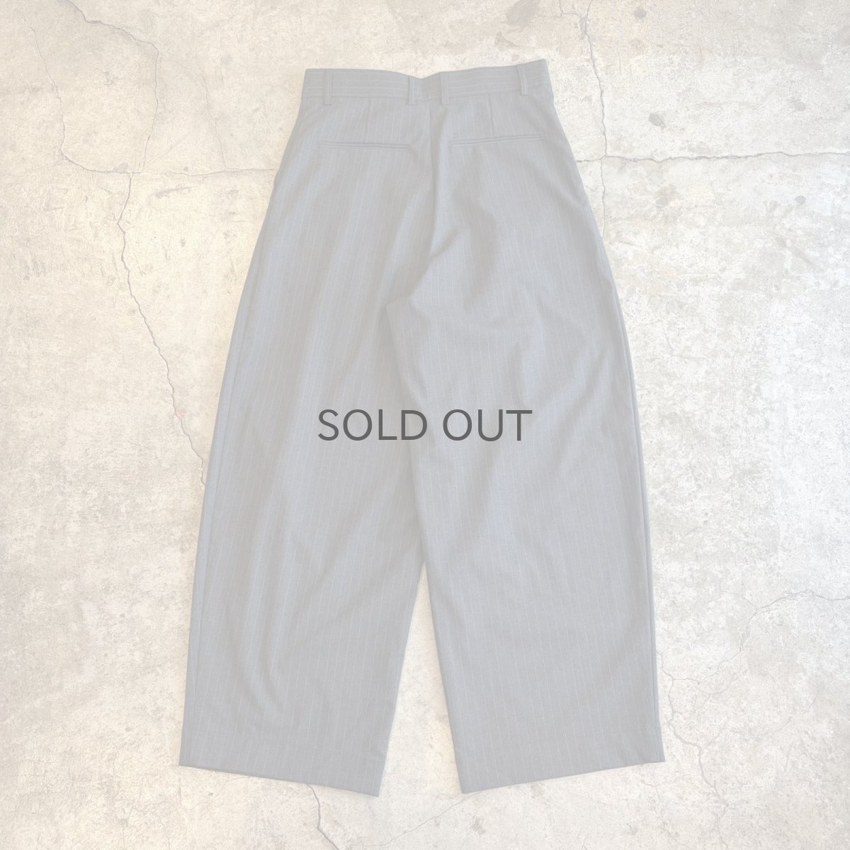 画像2: 【WONDERGROUND】PINSTRIPE PATTERN WIDE SLACKS / GREY / OS (2)