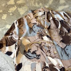 画像3: ALL OVER ANIMAL GRAPHIC PATTERN SHEER S/S SHIRT / Mens M (3)