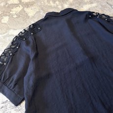 画像9: SHOULDER SHEER SWITCHED STUDS DECORATIVE S/S POLO SHIRT / Mens L  (9)