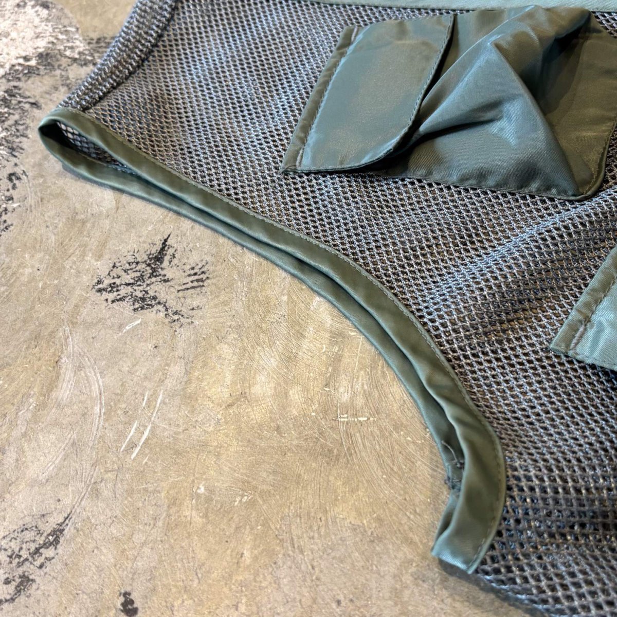 画像7: FRONT MULTI POCKET ZIP UP MESH VEST / Mens L (7)