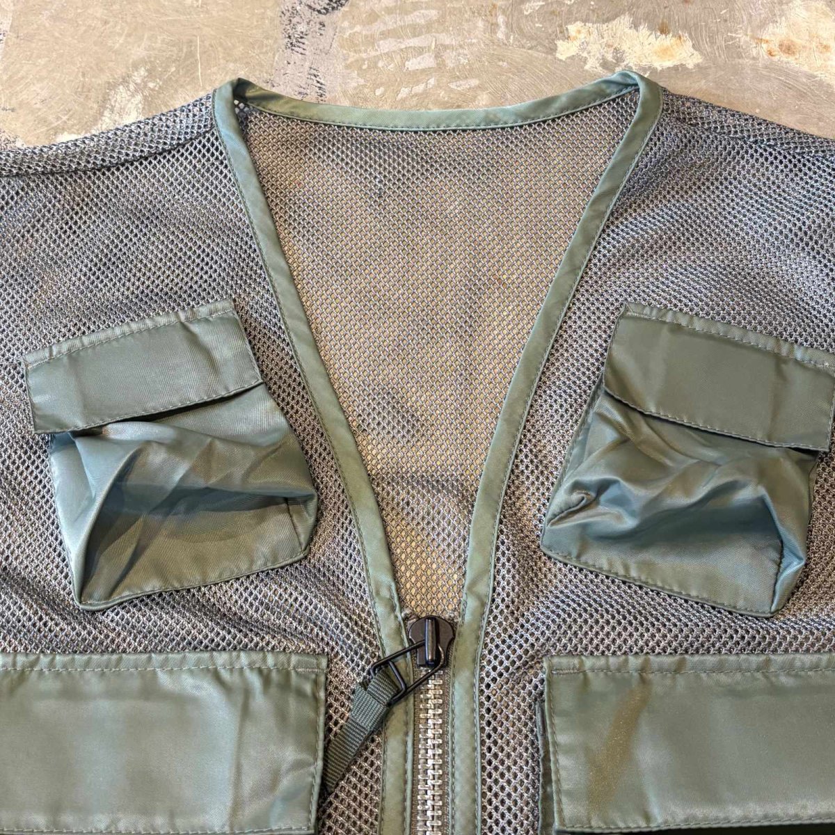 画像10: FRONT MULTI POCKET ZIP UP MESH VEST / Mens L (10)