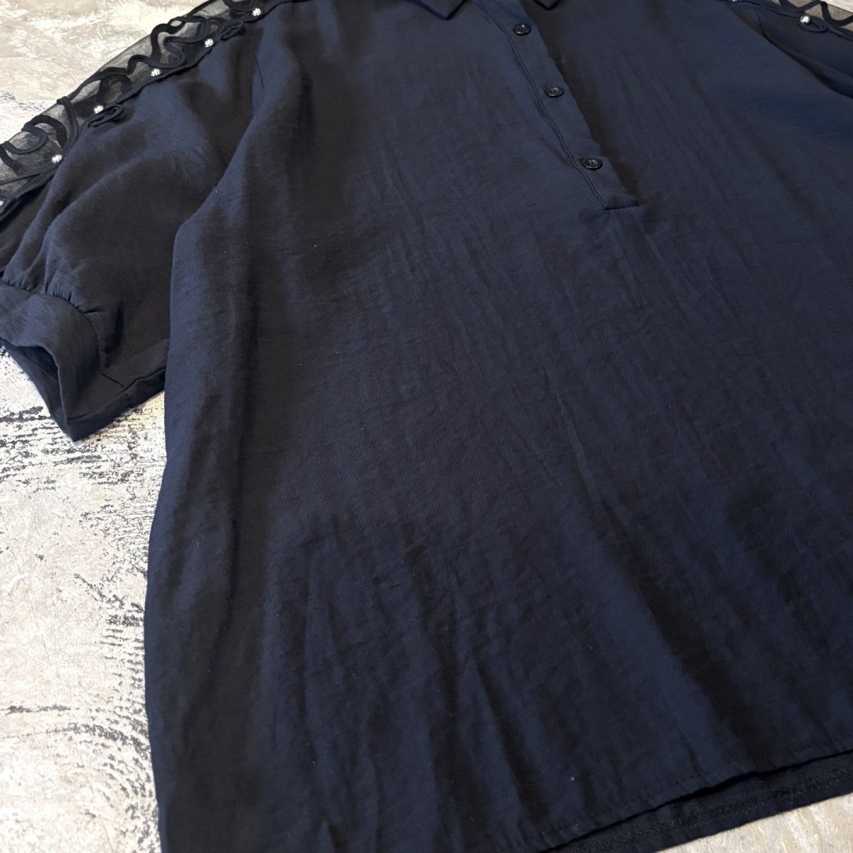 画像5: SHOULDER SHEER SWITCHED STUDS DECORATIVE S/S POLO SHIRT / Mens L  (5)
